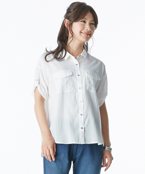 IEDIT(イディット)の「IEDITレーベルコレクション たゆんと軽やか素材が心地よい こなれルーズな洗える抜けシャツ(シャツ/ブラウス・レディース・ホワイト/ブルー/ベージュ・X-LARGE/MEDIUM/XX-LARGE/LARGE/SMALL)」の22枚目の写真