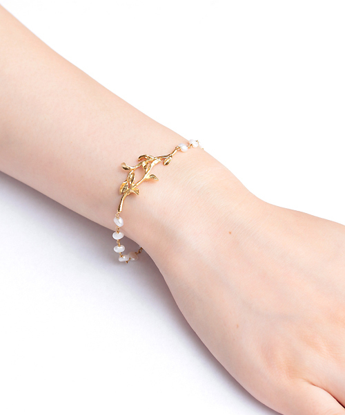 NOIR DE POUPEE（ノワールドプーペ）の「パール リーフモチーフ