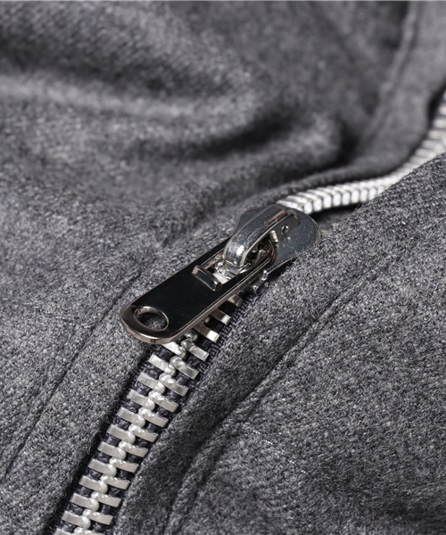 SHIPS JET BLUE（シップスジェットブルー）の「SHIPS JET BLUE: ウールダウン スリムジャケット3（ダウンジャケット/コート・メンズ・グレー/ネイビー・LARGE/MEDIUM/SMALL）」の10枚目の写真