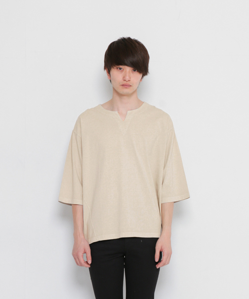 SENSE OF PLACE by URBAN RESEARCH（センスオブプレイスバイアーバンリサーチ）の「ピグメントスキッパービッグT(7分袖)（Tシャツ/カットソー・メンズ・ブラック/オフホワイト/ベージュ・LARGE/MEDIUM）」の4枚目の写真