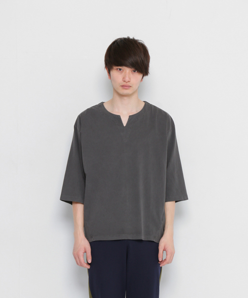 SENSE OF PLACE by URBAN RESEARCH（センスオブプレイスバイアーバンリサーチ）の「ピグメントスキッパービッグT(7分袖)（Tシャツ/カットソー・メンズ・ブラック/オフホワイト/ベージュ・LARGE/MEDIUM）」の10枚目の写真