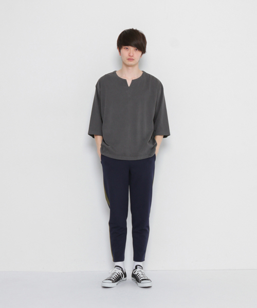 SENSE OF PLACE by URBAN RESEARCH（センスオブプレイスバイアーバンリサーチ）の「ピグメントスキッパービッグT(7分袖)（Tシャツ/カットソー・メンズ・ブラック/オフホワイト/ベージュ・LARGE/MEDIUM）」の12枚目の写真