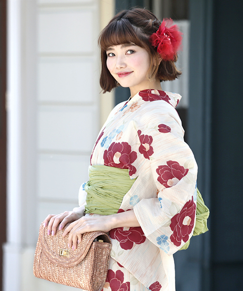 bonheur saisons（ボヌールセゾン）の「浴衣3点セット （浴衣＋帯＋下駄）「bonheur saisons/ボヌールセゾン」（浴衣・レディース・ホワイト系その他/ブルー系その他3/ブルー系その他4/ホワイト×イエロー/ブルー系その他5/ブルー系その他6/ブルー系その他7/ホワイト系その他6/ホワイト系その他7・FREE）」の2枚目の写真