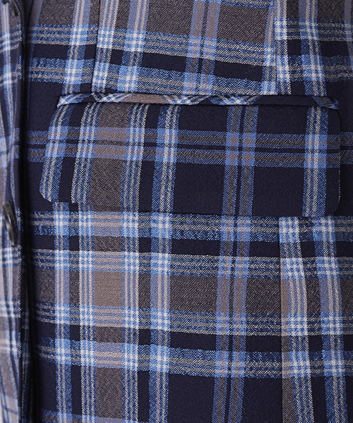 UNITED TOKYO（ユナイテッドトウキョウ）の「シアーチェックジャケット（テーラードジャケット・レディース・ネイビー・1/2）」の7枚目の写真
