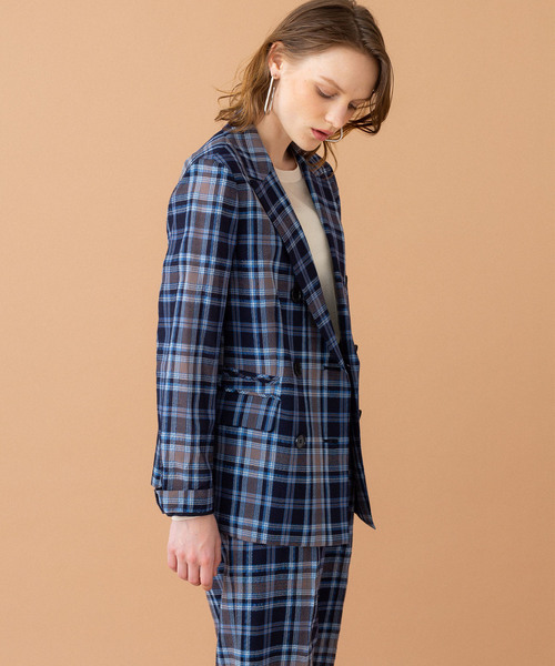 UNITED TOKYO（ユナイテッドトウキョウ）の「シアーチェックジャケット（テーラードジャケット・レディース・ネイビー・1/2）」の17枚目の写真