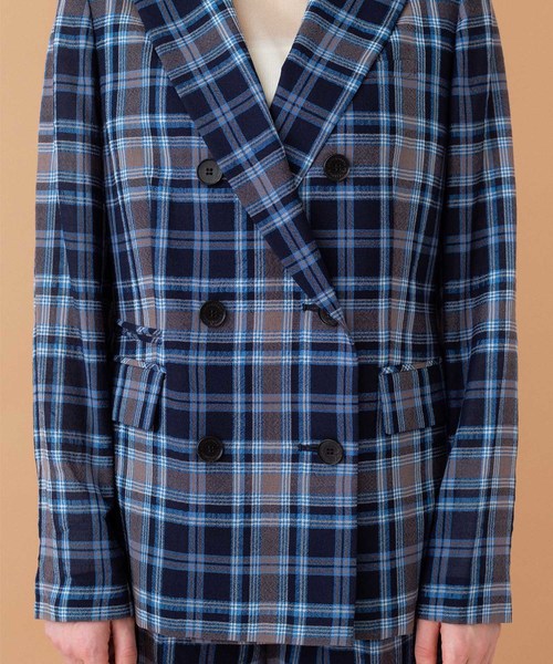 UNITED TOKYO（ユナイテッドトウキョウ）の「シアーチェックジャケット（テーラードジャケット・レディース・ネイビー・1/2）」の14枚目の写真