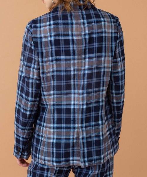 UNITED TOKYO（ユナイテッドトウキョウ）の「シアーチェックジャケット（テーラードジャケット・レディース・ネイビー・1/2）」の12枚目の写真