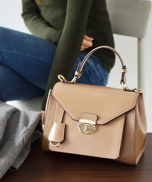 VitaFelice（ヴィータフェリーチェ）の「【牛革/カウレザー】クラシカル2way牛革キューブバッグ [sentino/センティノ]（ハンドバッグ・レディース・グレー/ベージュ系その他/ワイン/オフホワイト・FREE）」の3枚目の写真