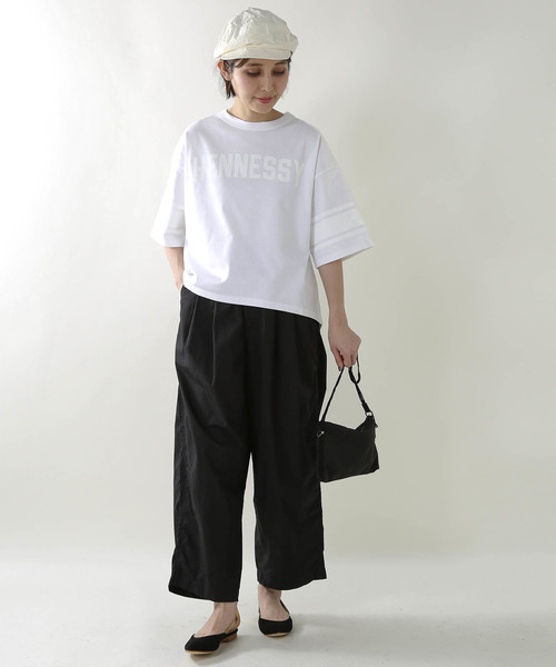 kha:ki（カーキ）の「「kha:ki/カーキ」ビッグシルエットフットボールTシャツ（Tシャツ/カットソー・レディース・ホワイト/ブラック・1）」の13枚目の写真