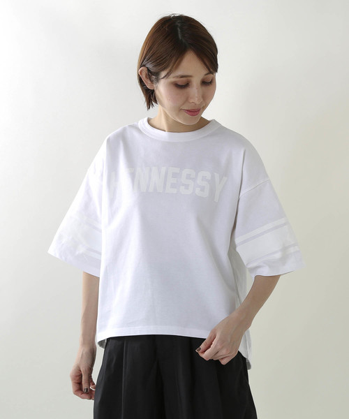 kha:ki（カーキ）の「「kha:ki/カーキ」ビッグシルエットフットボールTシャツ（Tシャツ/カットソー・レディース・ホワイト/ブラック・1）」の12枚目の写真