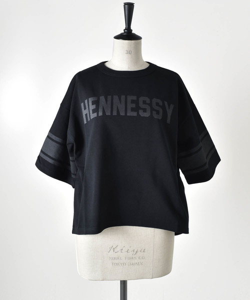 kha:ki（カーキ）の「「kha:ki/カーキ」ビッグシルエットフットボールTシャツ（Tシャツ/カットソー・レディース・ホワイト/ブラック・1）」の5枚目の写真