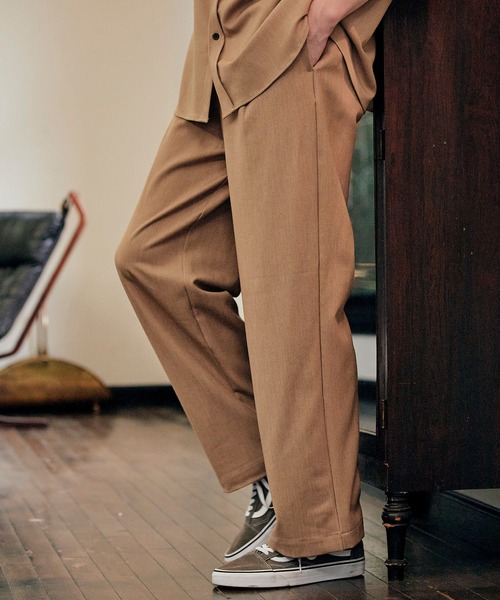 MONO-MART(モノマート)の「T/R タック ワイドパンツ テーパードスラックス(スラックス・メンズ・チャコールグレー/ブラック/ネイビー/ブラック系その他/ブラウン/グレー系その他/モカ/イエロー系その他/グレー系その他2・M/L)」の8枚目の写真