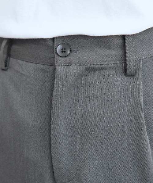 MONO-MART(モノマート)の「T/R タック ワイドパンツ テーパードスラックス(スラックス・メンズ・チャコールグレー/ブラック/ネイビー/ブラック系その他/ブラウン/グレー系その他/モカ/イエロー系その他/グレー系その他2・M/L)」の21枚目の写真