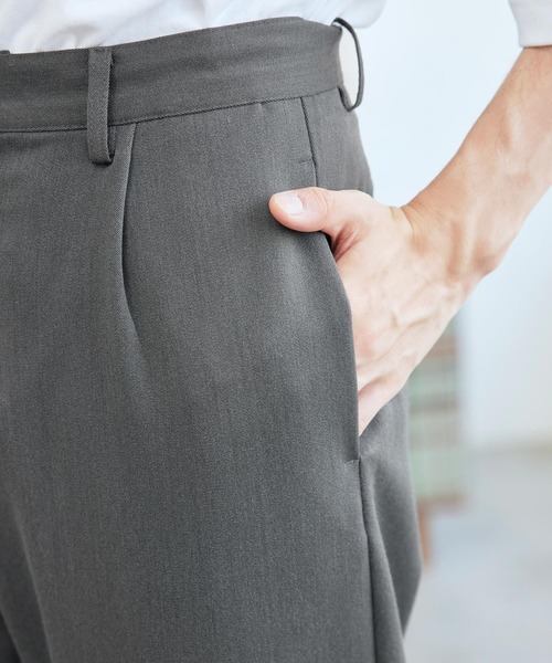 MONO-MART(モノマート)の「T/R タック ワイドパンツ テーパードスラックス(スラックス・メンズ・チャコールグレー/ブラック/ネイビー/ブラック系その他/ブラウン/グレー系その他/モカ/イエロー系その他/グレー系その他2・M/L)」の22枚目の写真