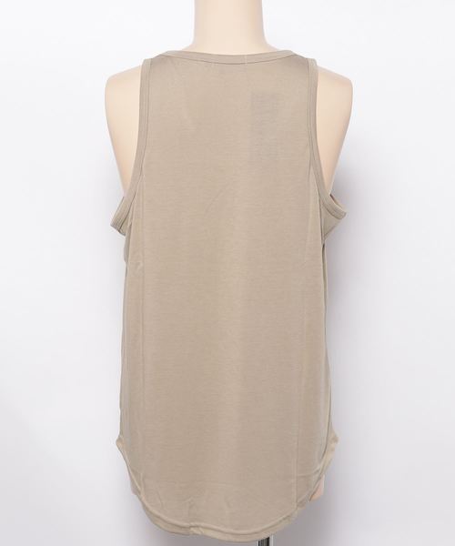 MinoriTY(マイノリティ)の「【MinoriTY】タンクトップ レギュラー丈 裾ラウンドタイプ レイヤード Tシャツ重ね着用 ノースリーブ メンズ(タンクトップ・メンズ・ホワイト/ライトグレー/ブラック/ピンク/モカ/ブラック×ホワイト/ラベンダー・M/L)」の17枚目の写真