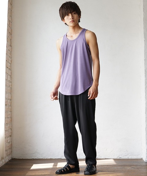 MinoriTY(マイノリティ)の「【MinoriTY】タンクトップ レギュラー丈 裾ラウンドタイプ レイヤード Tシャツ重ね着用 ノースリーブ メンズ(タンクトップ・メンズ・ホワイト/ライトグレー/ブラック/ピンク/モカ/ブラック×ホワイト/ラベンダー・M/L)」の13枚目の写真