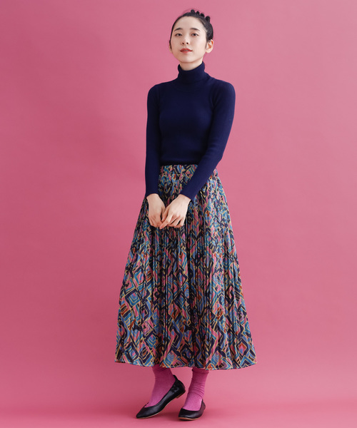 新品未使用タグ付き✨　sov. ソブ　カラフルプリーツスカート　馬柄 新品未使用タグ付き✨ sov. ソブ カラフルプリーツスカート 馬柄