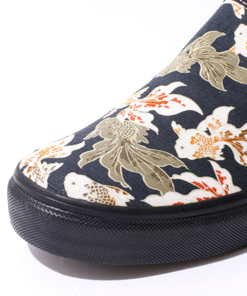 新品　VANS 28cm スリッポンバンズ ヴァンズ スリップオン フレイム柄 楽天市場】VANS スニーカーVANS ヴァンズ バンズ【箱なし