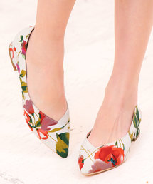 チャンキーローヒールVカットポインテッドトゥパンプス