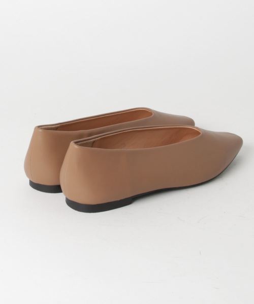 Aunt Marie's（アントマリーズ）の「AUNT MARIE'S Flat Pumps（パンプス・レディース・ブラック/モカ・MEDIUM/LARGE）」の3枚目の写真