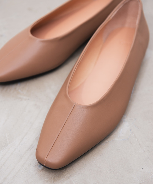 Aunt Marie's（アントマリーズ）の「AUNT MARIE'S Flat Pumps（パンプス・レディース・ブラック/モカ・MEDIUM/LARGE）」の8枚目の写真