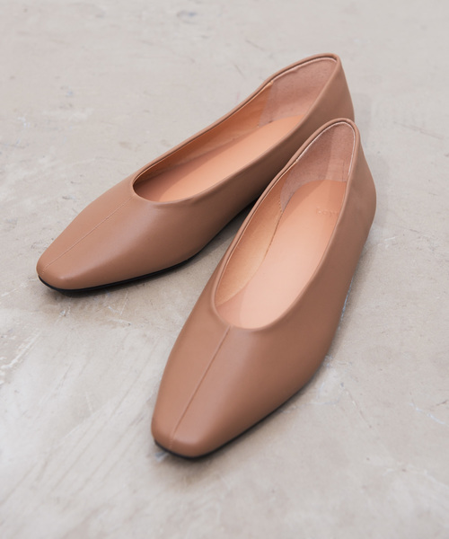 Aunt Marie's（アントマリーズ）の「AUNT MARIE'S Flat Pumps（パンプス・レディース・ブラック/モカ・MEDIUM/LARGE）」の9枚目の写真