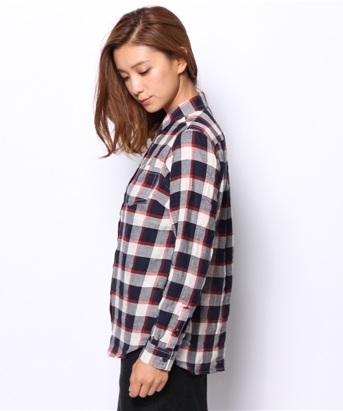 one after another NICE CLAUP（ワンアフターアナザーナイスクラップ）の「【ナイスクラップ】シャーリングチェックシャツ（シャツ/ブラウス・レディース・ホワイト系その他/グリーン系その他/ブルー系その他・FREE）」の7枚目の写真