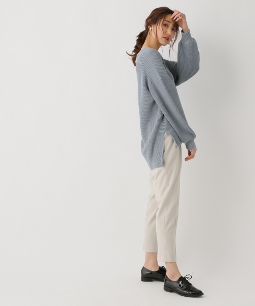 GLOBAL WORK（グローバルワーク）の「洗えるサクラオイルVネック/868920（ニット/セーター・レディース・ライトブルー/ベージュ/オフホワイト・FREE）」の8枚目の写真