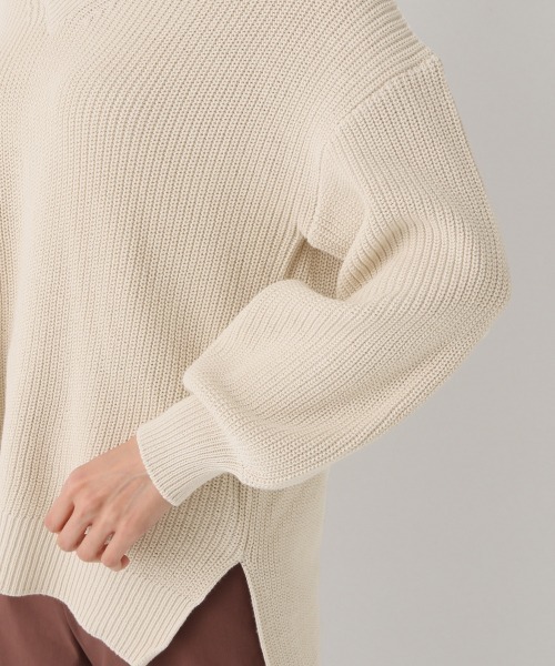 GLOBAL WORK（グローバルワーク）の「洗えるサクラオイルVネック/868920（ニット/セーター・レディース・ライトブルー/ベージュ/オフホワイト・FREE）」の12枚目の写真