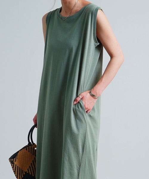 Fizz（フィズ）の「【Fizz/フィズ】　コットン100%　ノースリーブワンピース（ワンピース・レディース・ブラック/カーキ/マスタード/グレイッシュベージュ/モカ/パープル/ライトカーキ/ブルー・M）」の12枚目の写真