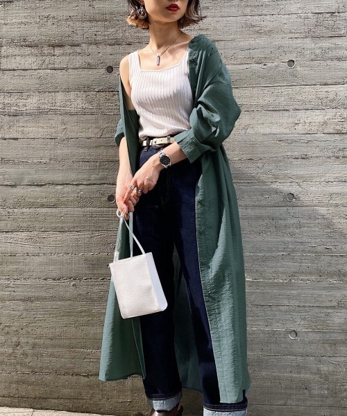 PAGEBOY（ページボーイ）の「シアーバンドカラーシャツワンピース（ワンピース・レディース・ブラック/グレイッシュベージュ/グリーン系その他4・FREE）」の3枚目の写真