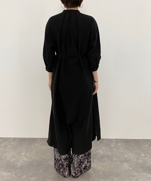 PAGEBOY（ページボーイ）の「シアーバンドカラーシャツワンピース（ワンピース・レディース・ブラック/グレイッシュベージュ/グリーン系その他4・FREE）」の9枚目の写真