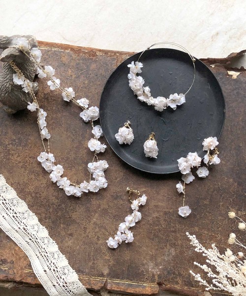 m.soeur（エムスール）の「コデマリのピアス＊（ピアス（両耳用）・レディース・ブラック/ホワイト・FREE）」の5枚目の写真