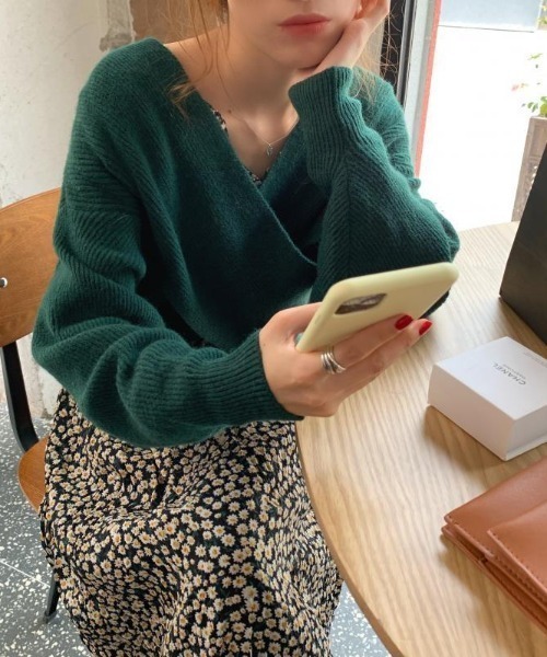 ABITOKYO（アビトーキョー）の「リブクロスニットプルオーバー（ニット/セーター・レディース・ベージュ/グレー/モカ/ブラウン/ブルーグレー/ダークブラウン/パープル/グリーン/ブラック/レッド・FREE）」の8枚目の写真