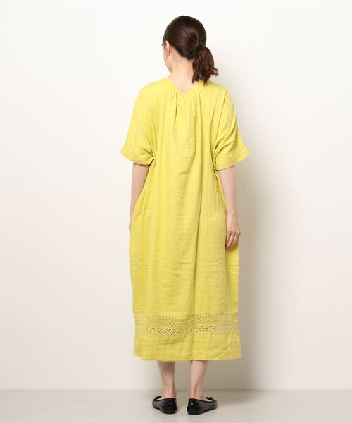 チチカカ(チチカカ)の「ハンドラクノウ刺繍 ワンピース(ワンピース・レディース・ブラック/ホワイト/イエロー・FREE)」の4枚目の写真