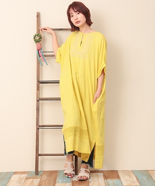 チチカカ(チチカカ)の「ハンドラクノウ刺繍 ワンピース(ワンピース・レディース・ブラック/ホワイト/イエロー・FREE)」の8枚目の写真