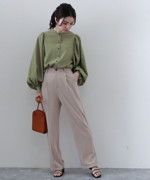 archives（アルシーヴ）の「タックテーパードパンツ（その他パンツ・レディース・ブルー/ピンクベージュ/イエロー/ベージュ・MEDIUM）」の5枚目の写真