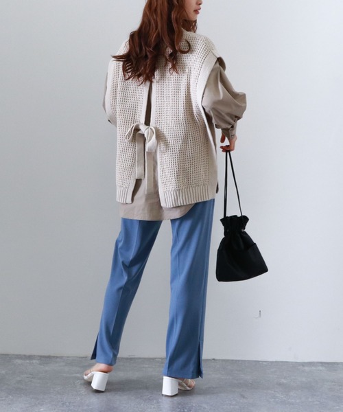 archives（アルシーヴ）の「タックテーパードパンツ（その他パンツ・レディース・ブルー/ピンクベージュ/イエロー/ベージュ・MEDIUM）」の9枚目の写真