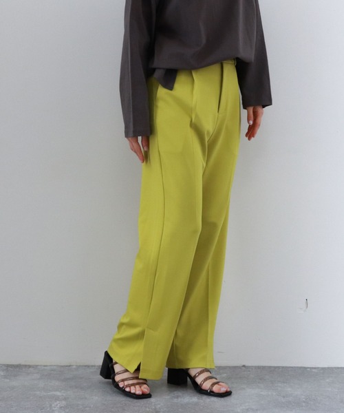 archives（アルシーヴ）の「タックテーパードパンツ（その他パンツ・レディース・ブルー/ピンクベージュ/イエロー/ベージュ・MEDIUM）」の12枚目の写真