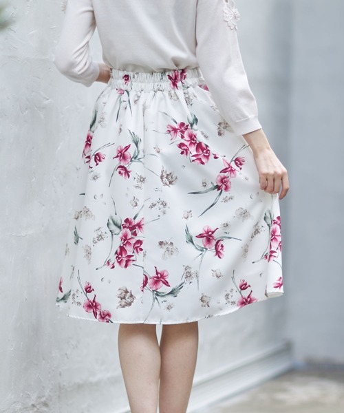 tocco closet（トッコ クローゼット）の「フラワープリント