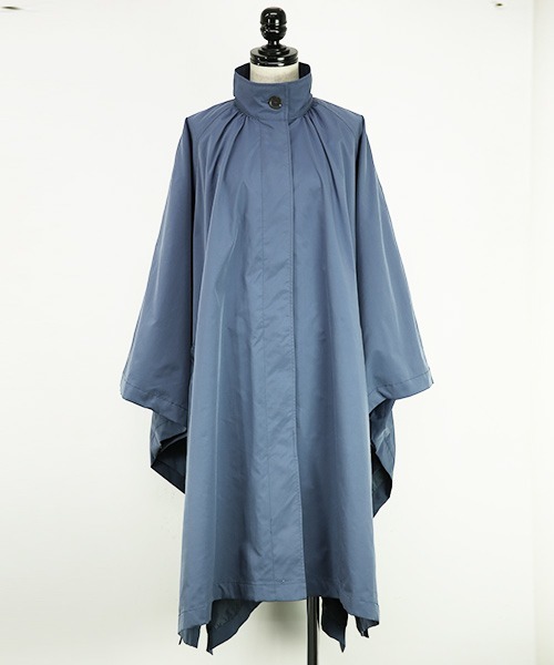 and it_（アンドイット）の「トレンチケープコート（トレンチコート・レディース・ミント/ベージュ/ブルー・M）」の12枚目の写真