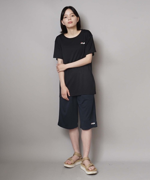 FILA(フィラ)の「【FILA / フィラ】レディースドライフィットネスセットアップ / 吸水速乾 UV(Tシャツ/カットソー・レディース・ブラック/ライトパープル/ネイビー・MEDIUM/LARGE/X-LARGE)」の4枚目の写真