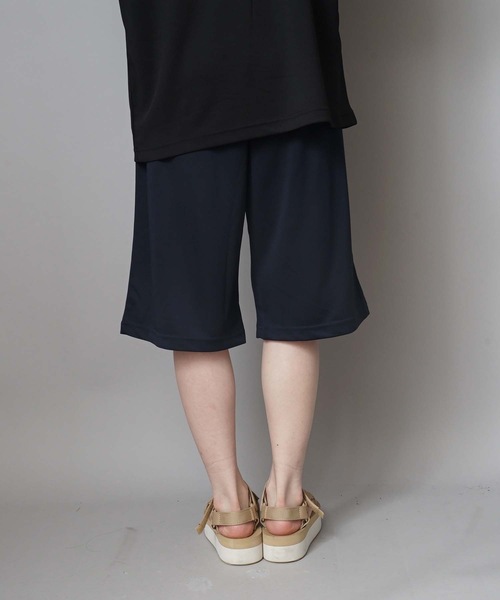 FILA(フィラ)の「【FILA / フィラ】レディースドライフィットネスセットアップ / 吸水速乾 UV(Tシャツ/カットソー・レディース・ブラック/ライトパープル/ネイビー・MEDIUM/LARGE/X-LARGE)」の16枚目の写真
