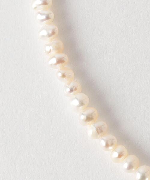 BEAUTY&YOUTH UNITED ARROWS（ビューティーアンドユースユナイテッドアローズ）の「BY ツブ淡水パールショートネックレス（ネックレス・レディース・オフホワイト・FREE）」の2枚目の写真