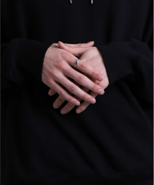 LION HEART(ライオンハート)の「【限定展開】“LH-1”カッティングデュアルリング/サージカルステンレス&タングステン(金属アレルギー対応)【LION HEART / ライオンハート】(リング・メンズ・シルバー・15号/19号/21号/13号/17号/9号/11号)」の5枚目の写真