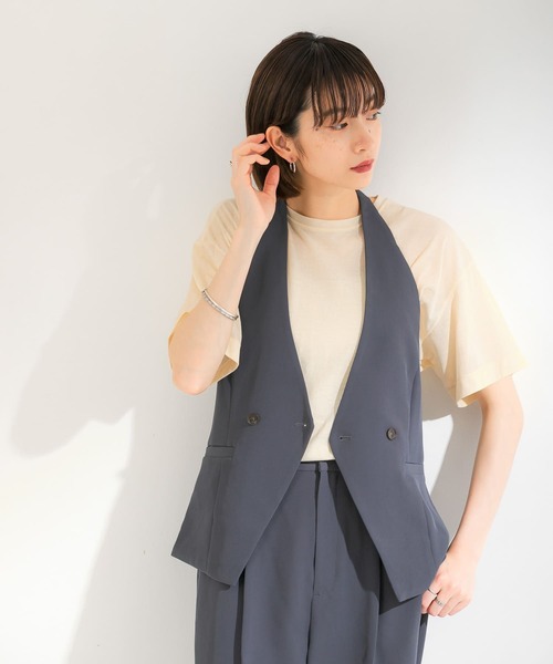 KBF（ケイビーエフ）の「クルーネックシアーTシャツ（Tシャツ/カットソー・レディース・ブルー/グリーン/アイボリー・ONE）」の14枚目の写真