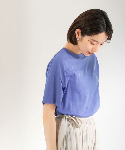 KBF（ケイビーエフ）の「クルーネックシアーTシャツ（Tシャツ/カットソー・レディース・ブルー/グリーン/アイボリー・ONE）」の9枚目の写真