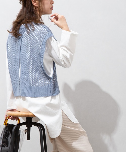 SpRay(スプレイ)の「麻タッチフィッシュネットベスト(ベスト・レディース・ブラック/ブルー/アイボリー/グレイッシュベージュ・FREE)」の4枚目の写真