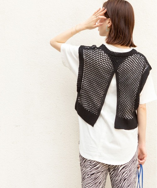 SpRay(スプレイ)の「麻タッチフィッシュネットベスト(ベスト・レディース・ブラック/ブルー/アイボリー/グレイッシュベージュ・FREE)」の2枚目の写真