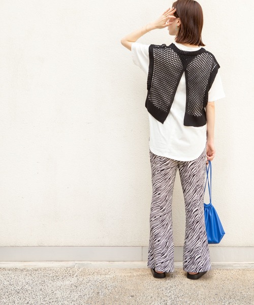 SpRay(スプレイ)の「麻タッチフィッシュネットベスト(ベスト・レディース・ブラック/ブルー/アイボリー/グレイッシュベージュ・FREE)」の11枚目の写真